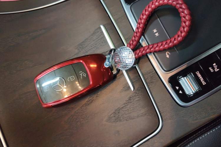 Used Mercedes-Benz GLC 2020 Facelift GLC 260 L 4MATIC Luxury Edition
