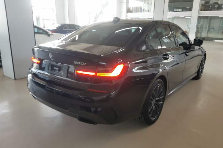 Used BMW 3 Series 2022 330i M Sport Night Edition
