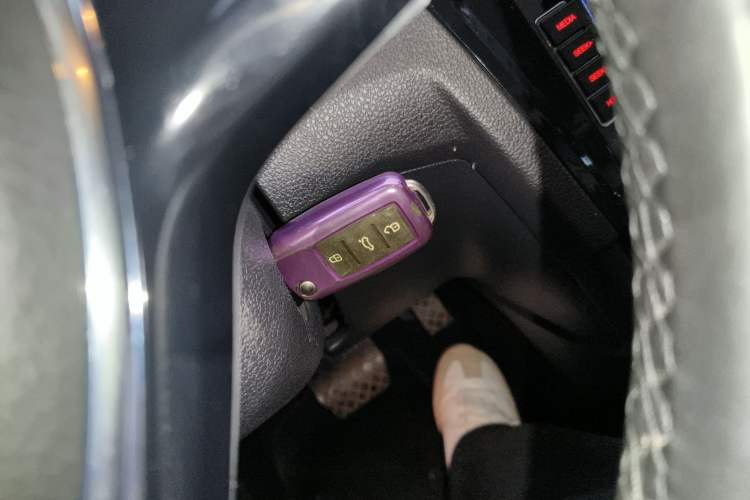 Used Volkswagen Bora 2016 1.6L Automatic Comfort Model
