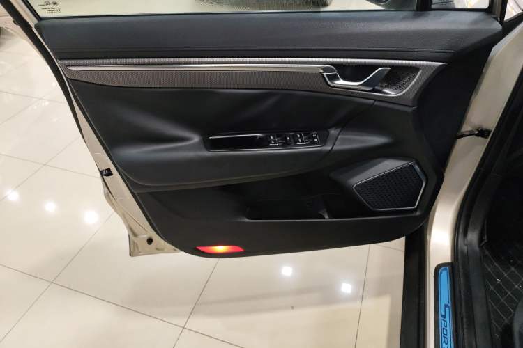 Used Geely Auto Emgrand GS 2016 Sports Edition 1.8L Manual LingShang Model
