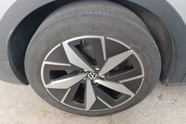 Used Volkswagen ID.4 CROZZ 2022 Long-Range Lite PRO Edition