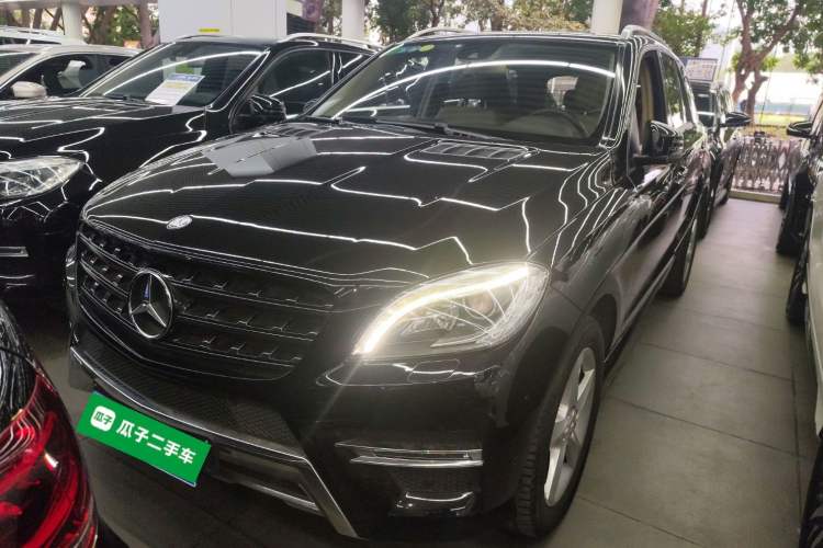 Used Mercedes-Benz M-Class 2014 ML 320 4MATIC
