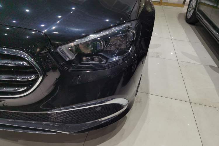 Used Mercedes-Benz E-Class 2021 E 300 L Premium Edition
