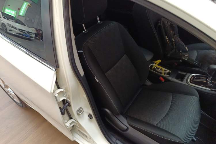 Used Nissan Tiida 2021 1.6L CVT Cool Edition
