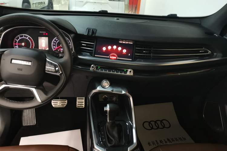 Used Haval H6 2019 2.0 GDIT Automatic Luxury Smart Connectivity Version China V Standard