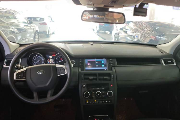 Used Land Rover Discovery Sport 2016 2.0T S
