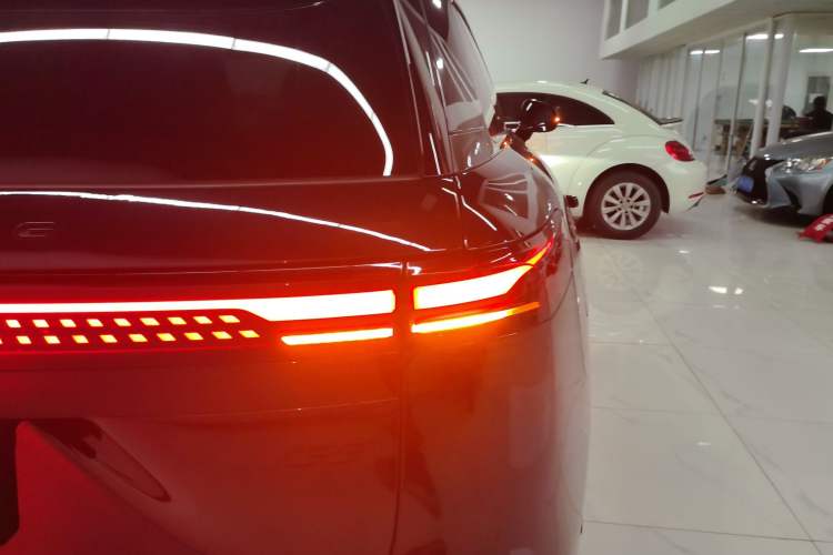 Used XPeng G9 2025 625 Long-Range Max
