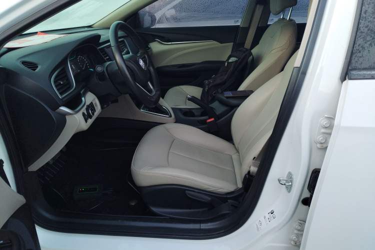 Used Buick GT 2019 15T Dual-Clutch Connected Elite Model China VI
