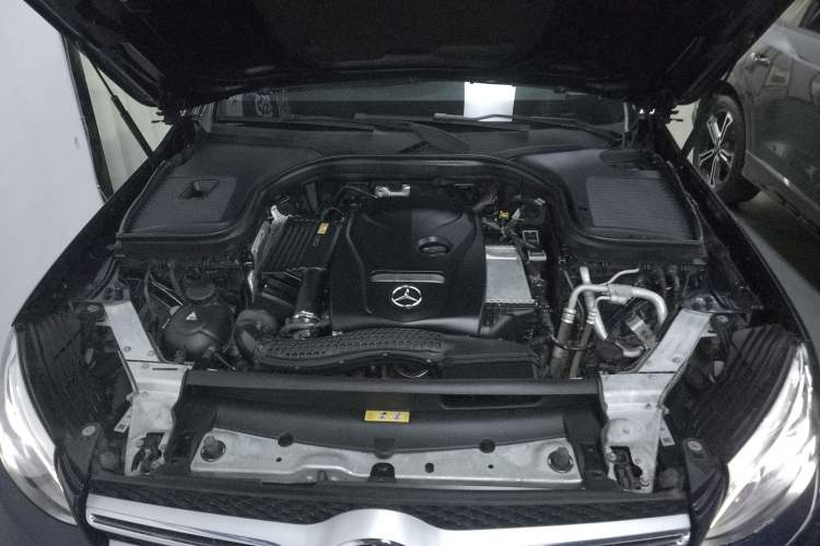 Used Mercedes-Benz GLC 2017 GLC 260 4MATIC Luxury Model
