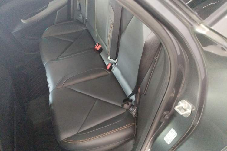 Used Changan UNI-V 2022 1.5T Prestige Version
