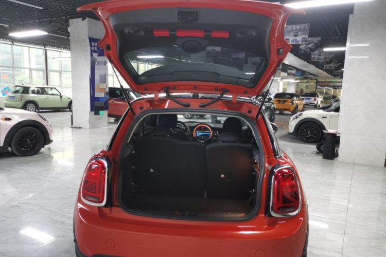 Used  MINI 2018 1.5T COOPER Classic Edition
