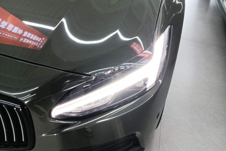 Used Volvo S90 2017 T4 Zhiyi Edition