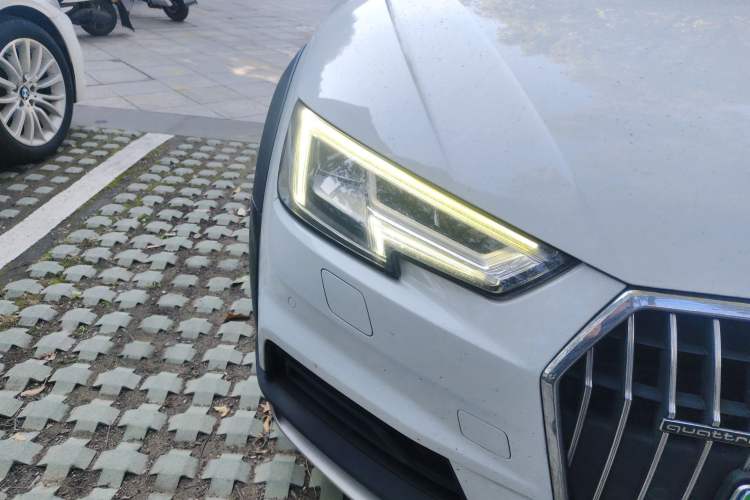 Used Audi A4 (Import) 2017 45 TFSI allroad quattro Fashion Edition