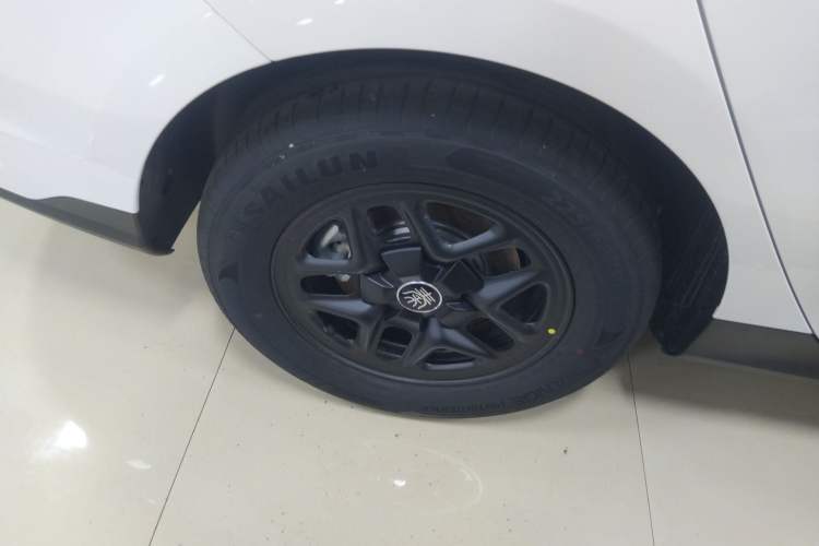 Used BYD Qin PLUS 2025 DM-i Smart Drive 55KM Leading Model
