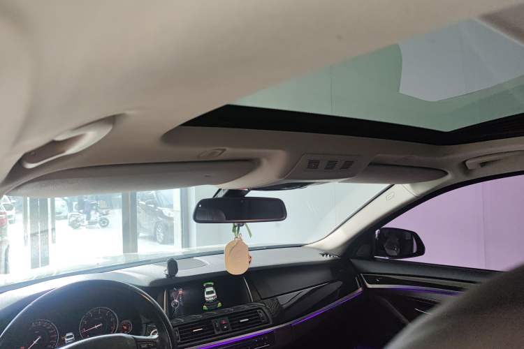 Used BMW 5 Series 2017 525Li Luxury Design Package
