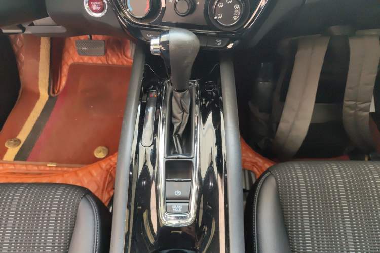 Used Honda Vezel 2017 1.8L CVT Front-Wheel Drive Pioneer Edition
