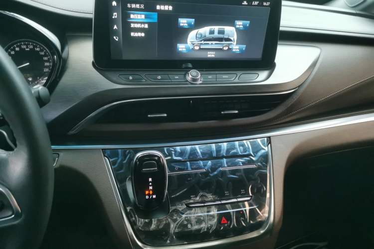 Used Buick GL8 2022 Land Business Class 652T Luxury Model
