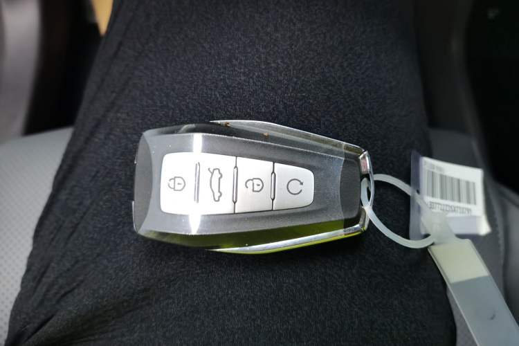 Used Geely Auto Emgrand X7 Sport 2026 Model 1.5TD Aspirational
