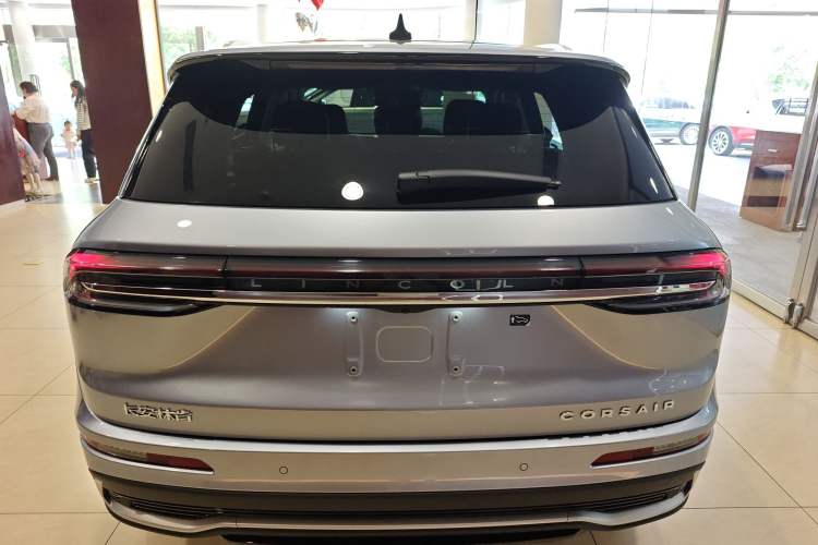 Used Lincoln Corsair 2023 2.0T Two-Wheel-Drive Luxury Edition
