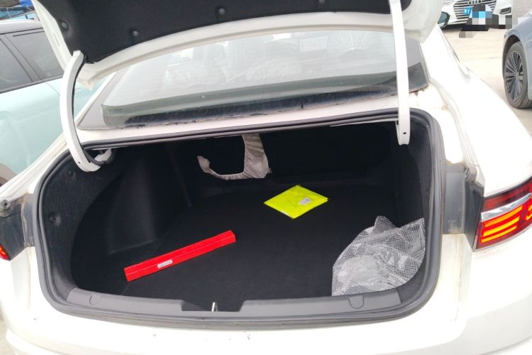 Used Geely Auto Preface 2023 2.0TD Luxury Version
