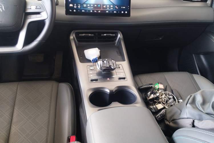 Used BYD Qin PLUS 2025 DM-i Smart Drive 120KM Superior Model
