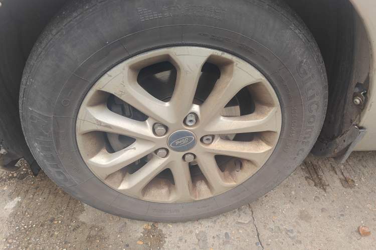 Used Ford Focus 2013 Hatchback Classic 1.8L Manual Base Model