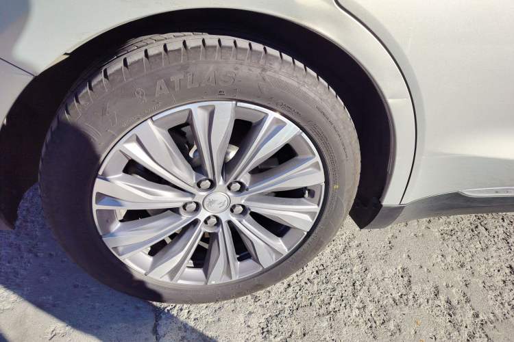 Used Hongqi E-QM5 2024 610 km PLUS