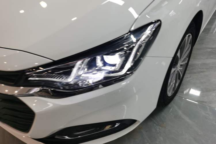 Used Chevrolet Monza 2022 320 Automatic Enjoyment Sunroof Version
