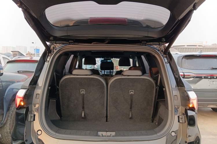 Used Geely Auto Haoyue L 2023 2.0T DCT Prestige Edition