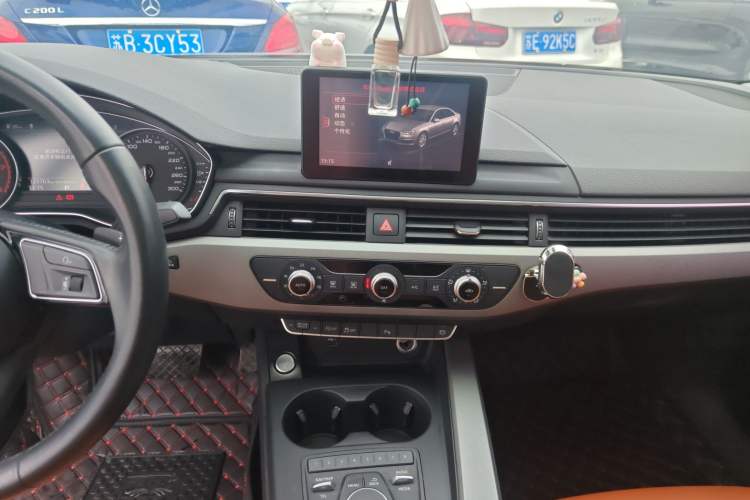 Used Audi A4L 2018 30th Anniversary Edition 40 TFSI Trendy Model