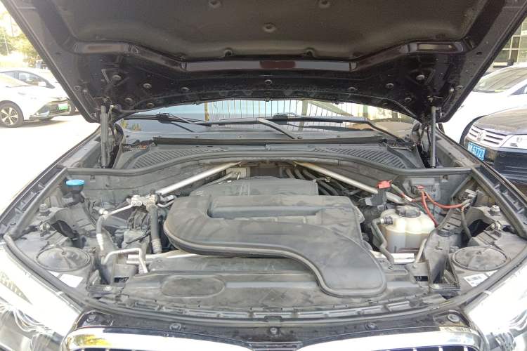 Used BMW X5 2018 xDrive28i
