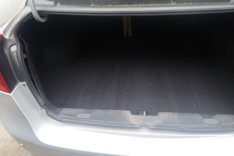 Used Buick Excelle 2013 1.5L Manual Classic Model
