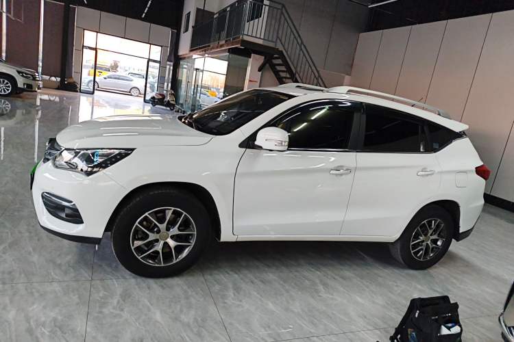 Used BYD Song 2018 1.5TID Automatic Smart Connect Prestige Model
