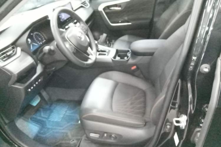 Used Toyota RAV4 2024 2.0L CVT Two-Wheel Drive Fashion Plus Edition