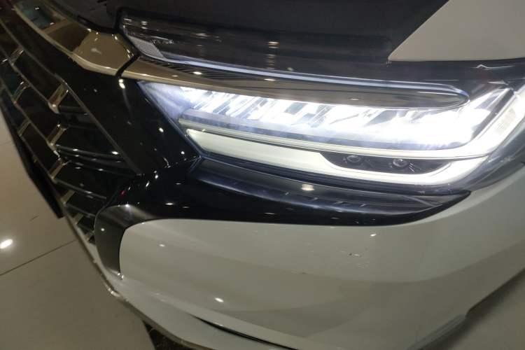 Used Honda Elysion 2022 2.0L eHEV Luxury First Edition
