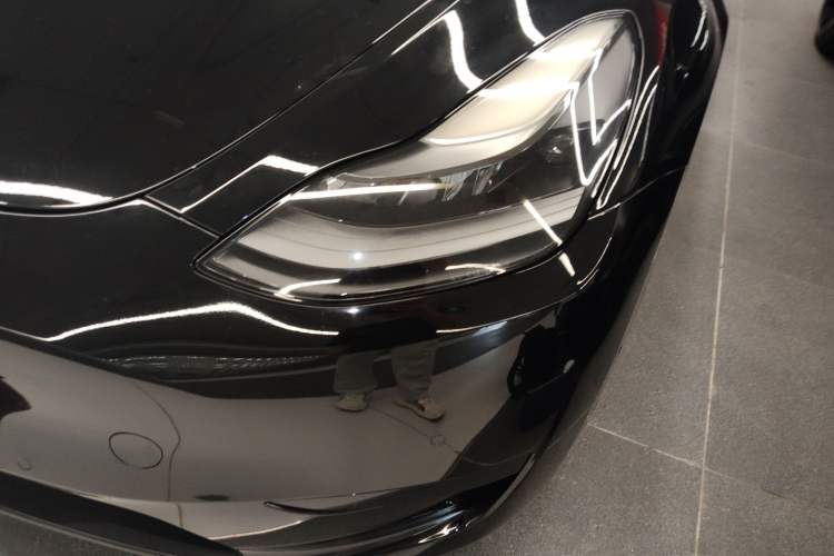 Used Tesla Model Y 2022 Rear-Wheel-Drive Version
