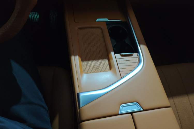 Used Wey Lanshan 2023 Four-Wheel Drive Ultra-Long Range Version
