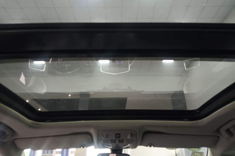 Used Cadillac SRX 2014 3.0L Comfort Model
