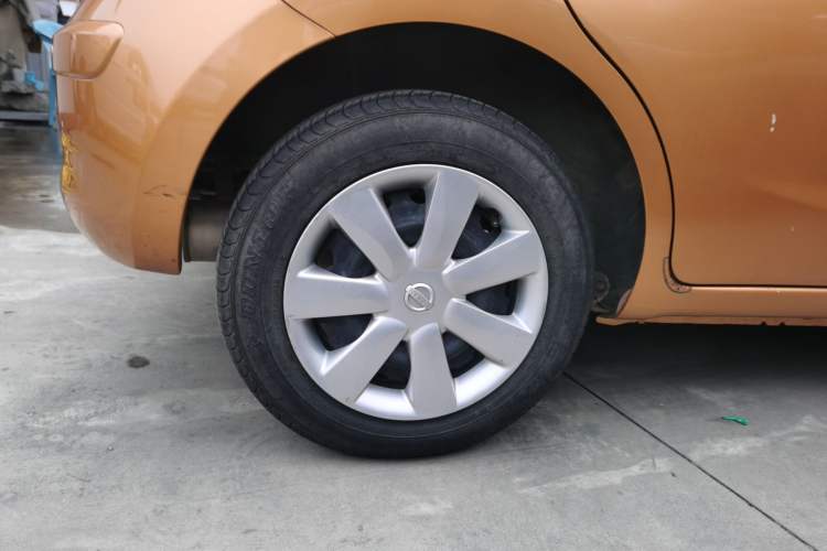 Used Nissan March 2010 1.5L Automatic Easy-Style Version