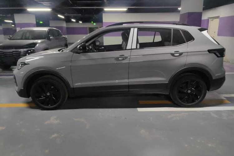 Used Volkswagen Tharu 