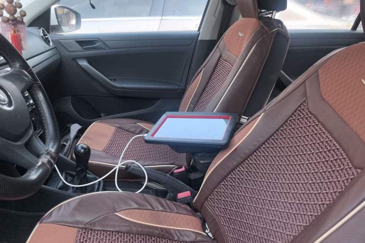 Used Volkswagen Jetta 2017 1.4L Manual Fashion Edition
