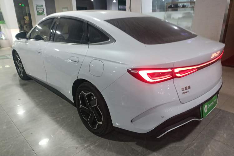 Used BYD Seal 06 New Energy 2024 DM-i 120KM Flagship Model
