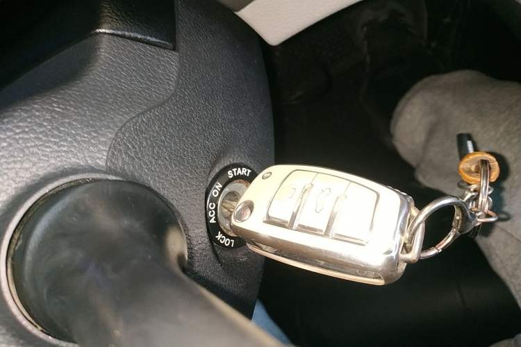 Used  M4 2016 2.0L manual Comfort trim level