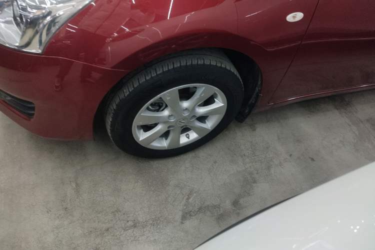 Used Nissan Tiida 2014 1.6L CVT Smart Model
