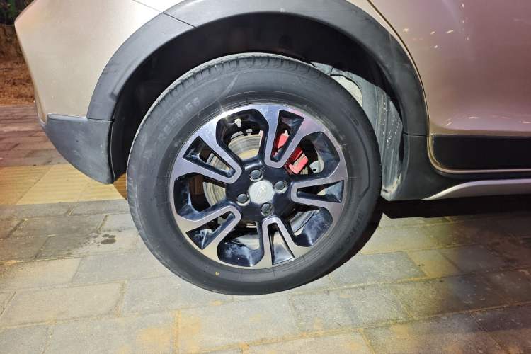 Used Geely Auto Vision X3 2017 1.5L Automatic Prestige Model
