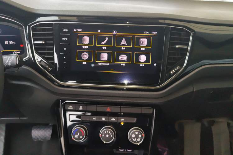 Used Volkswagen T-ROC 2021 280TSI DSG Two-Wheel Drive Comfort Connect Edition