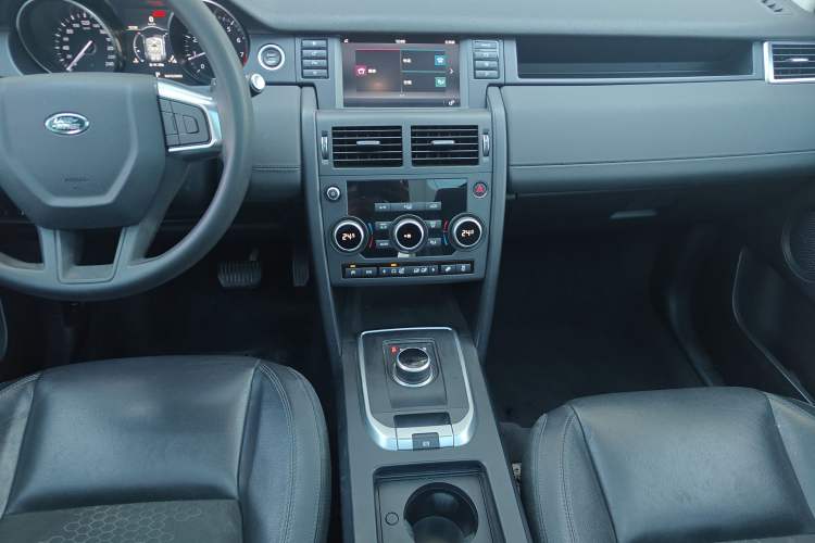 Used Land Rover Discovery Sport 2017 2.0T PURE
