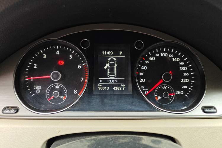 Used Volkswagen Magotan 2013 1.8TSI Luxury Model
