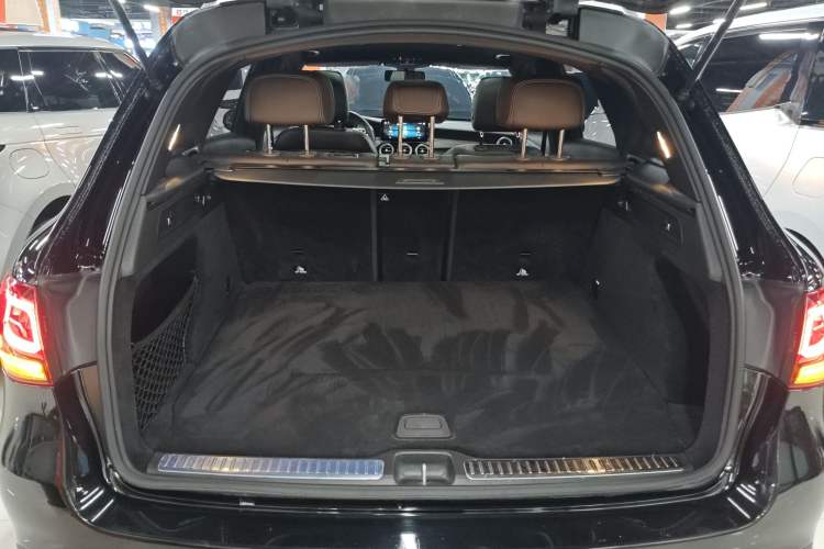 Used Mercedes-Benz GLC 2021 GLC 260 L 4MATIC Dynamic Edition
