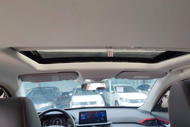 Used Dongfeng Aeolus Yixuan 2021 230T Automatic Glory Edition